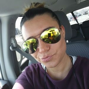 Meet your Posher, Jessica